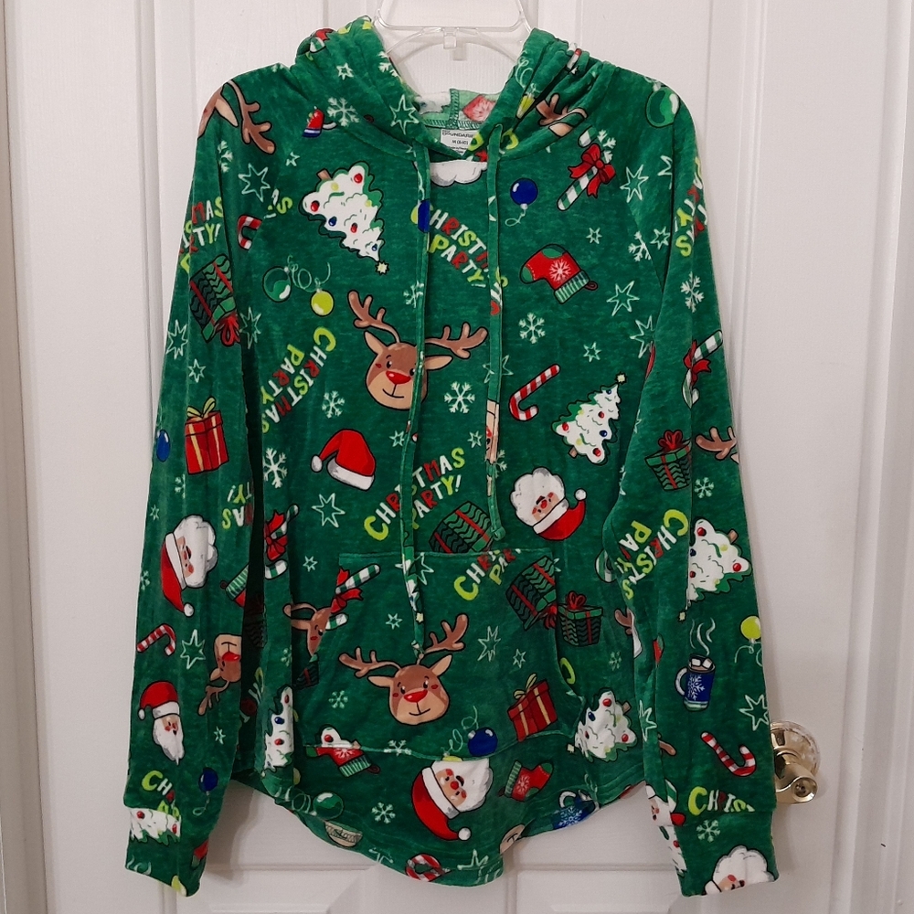 Womens Plush Christmas Pullover Hoodie No Boundaries Size Medium NWT